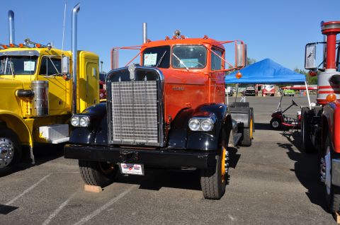 1959 Kenworth W900A “CC925”