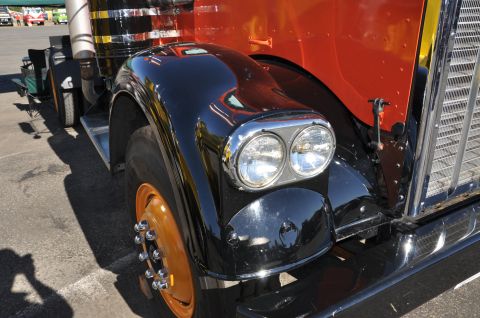 1959 Kenworth W900A “CC925”