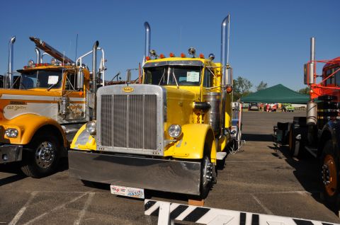 1959 Kenworth W900A “CC925”