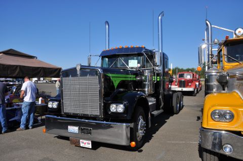 1959 Kenworth W900A “CC925”
