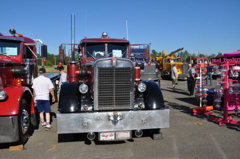1959 Kenworth W900A “CC925”