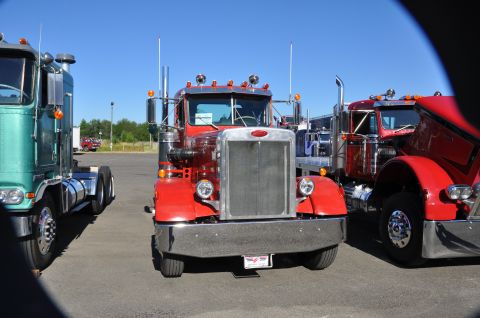 1959 Kenworth W900A “CC925”