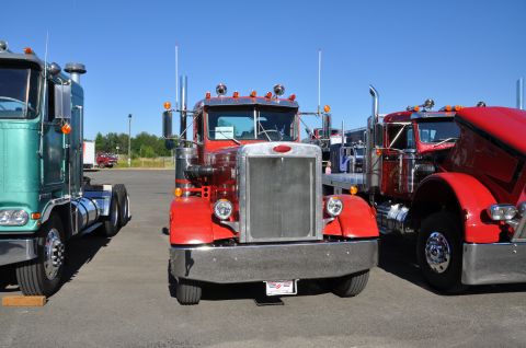 1959 Kenworth W900A “CC925”