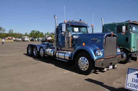 1959 Kenworth W900A “CC925”