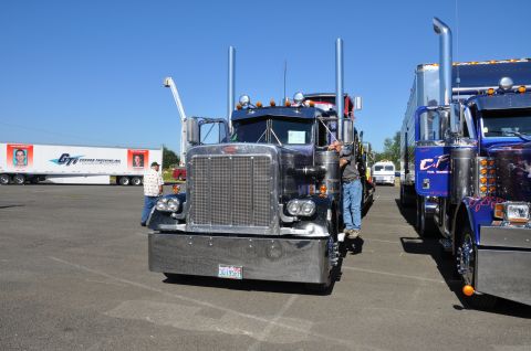 1959 Kenworth W900A “CC925”