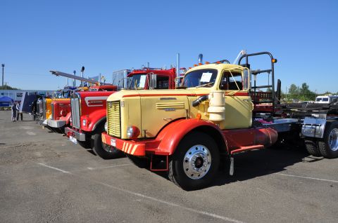 1959 Kenworth W900A “CC925”