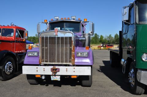 1959 Kenworth W900A “CC925”