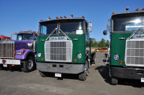 1959 Kenworth W900A “CC925”