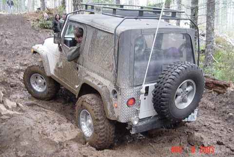1989 Ford Bronco - And by the big rock at the end of the first section