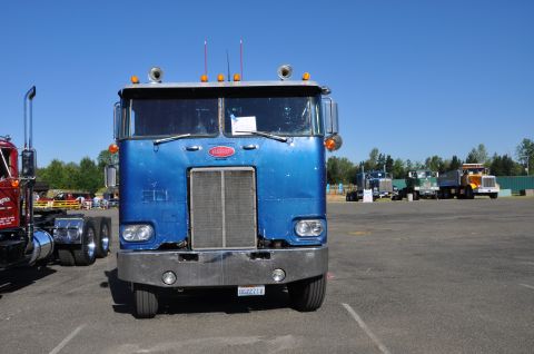 1959 Kenworth W900A “CC925”