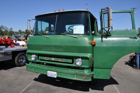 1959 Kenworth W900A “CC925”