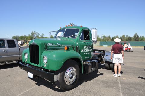 1959 Kenworth W900A “CC925”