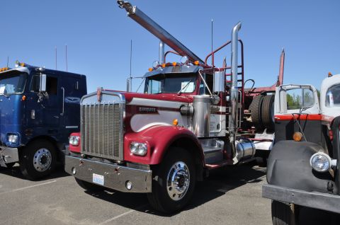 1959 Kenworth W900A “CC925”