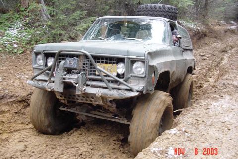 1989 Ford Bronco - Hugh made it look easy with his 44s
