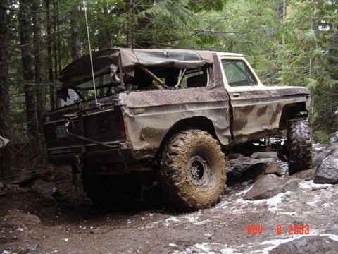 1989 Ford Bronco - Berne on the bone crusher...next few pics...