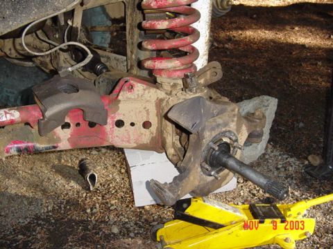 1989 Ford Bronco - Repairing Todds axle the next morning