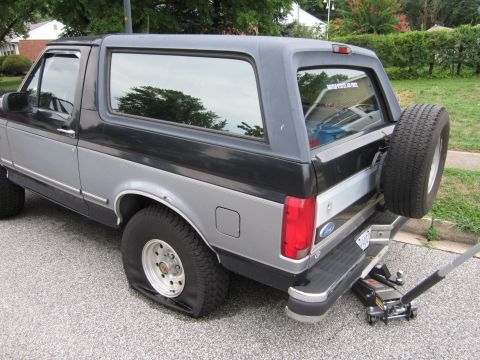 1994 Ford Bronco - 2012-08-06 002