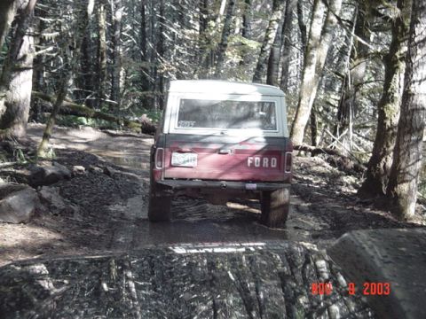 1989 Ford Bronco - Out on the trail sunday morning