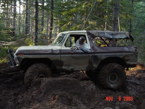 1989 Ford Bronco - Berne on THE rock