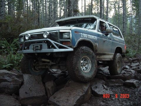 1989 Ford Bronco - Todd on the rocks too