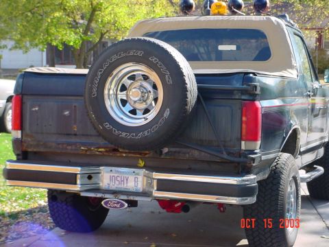 1988 Ford Bronco - Doing the Bronco Thing on the tailgate and rear quarters. Not to shabby for 210,000 miles.