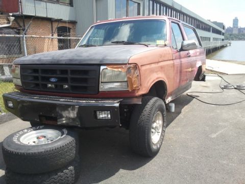 1993 Ford Bronco photo
