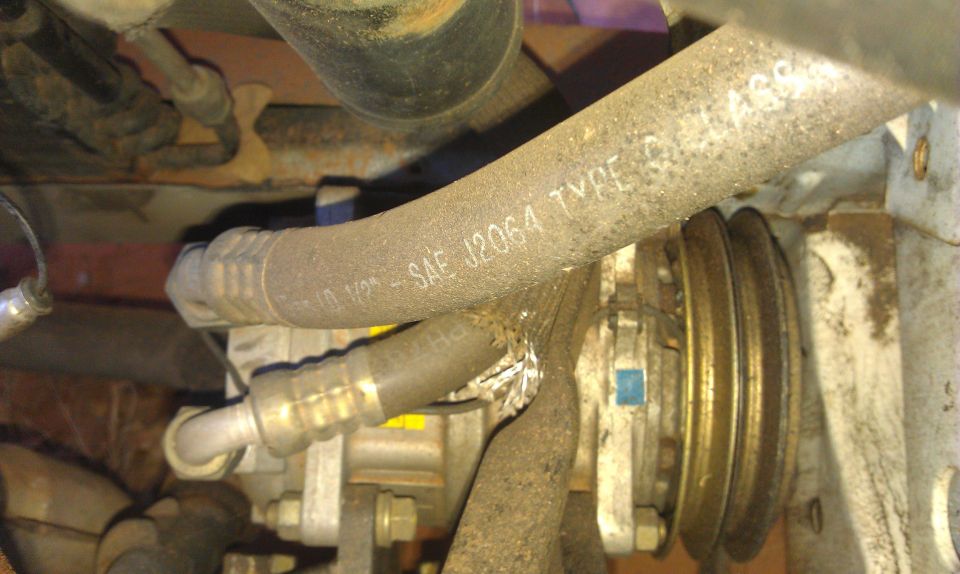 Air conditioning compressor and hoses with SAE J2064 TYPE C marking