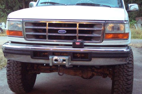 1996 Ford Bronco - Warn [url=http://www.warn.com/truck/winches/src/M1200.shtml]M12000 Behind Stock Bumper - Front