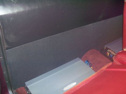 1979 Ford Ranchero - US Acoustics USX1000F for 4 MTX 12's wired 2ohm stereo. Custom made, removable baffle covered in grill cloth hides the suboofers from view.