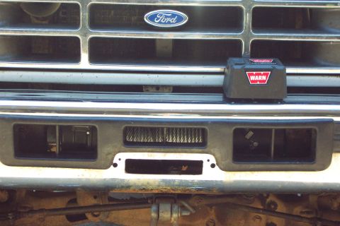 1996 Ford Bronco - Warn [url=http://www.warn.com/truck/winches/src/M1200.shtml]M12000 Behind Stock Bumper - Front Without Fairlead
