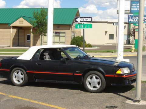 1987 Ford Mustang photo