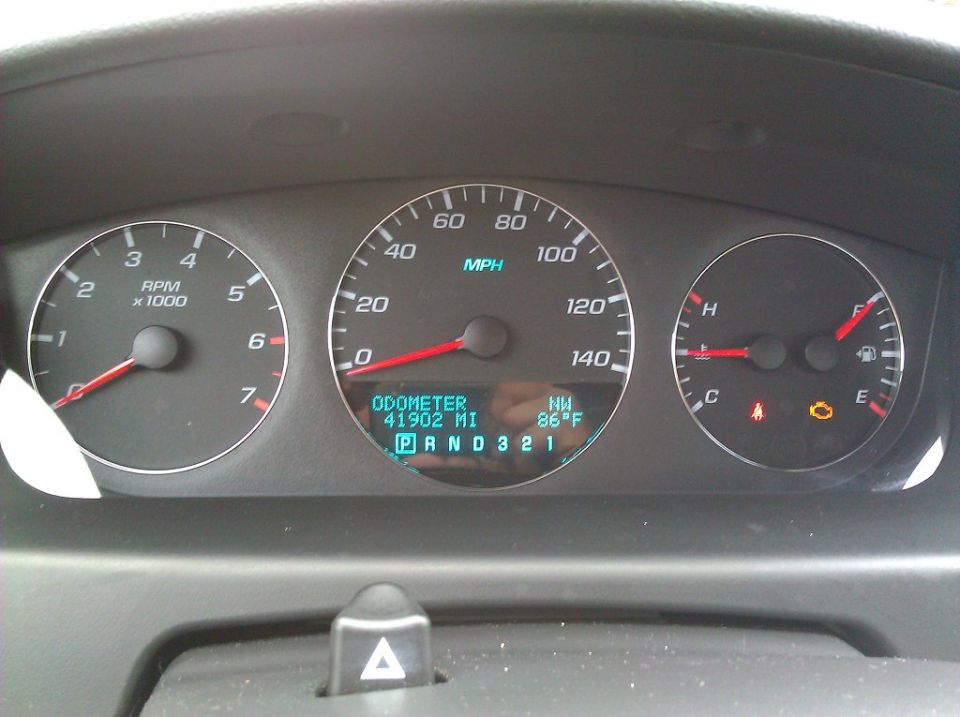 2008 Chevrolet Impala dashboard with odometer reading 41,902 miles