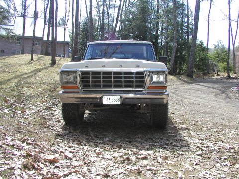 1979 Ford Bronco - Front view of a 1979 Ford Bronco, showing its grille and headlights.