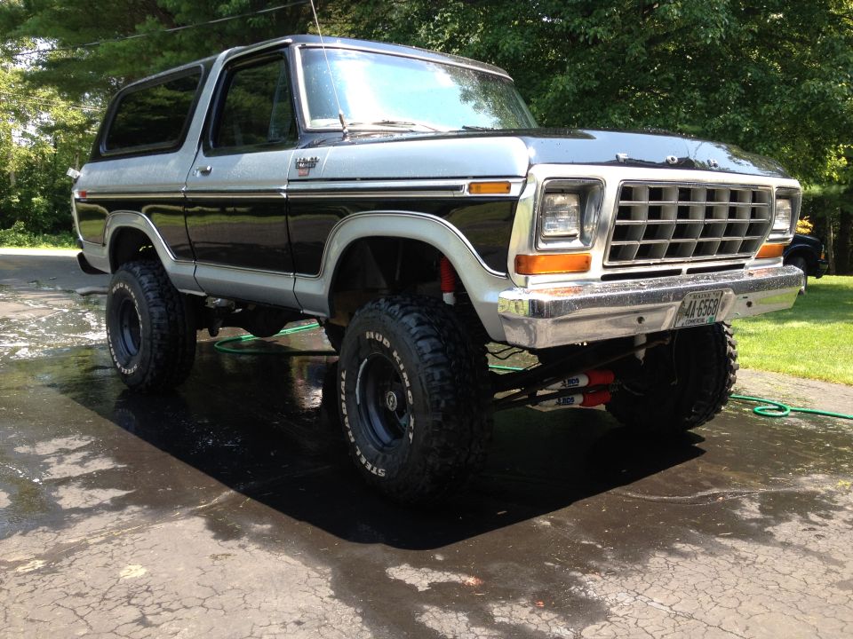 Lifted 1979 Ford Bronco, black and silver two-tone, 3/4 front view