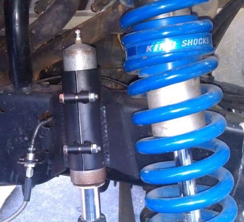 1984 Ford Bronco - bumpstops installed
