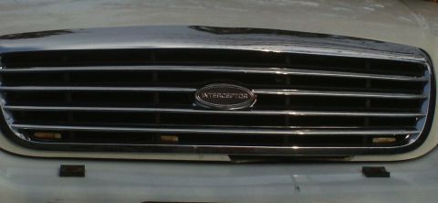 1998 Ford Crown Victoria - wish the cops had replaced that broken part of the front end, gonna have to bondo it, that part is like 150$ the new grille was much cheape…