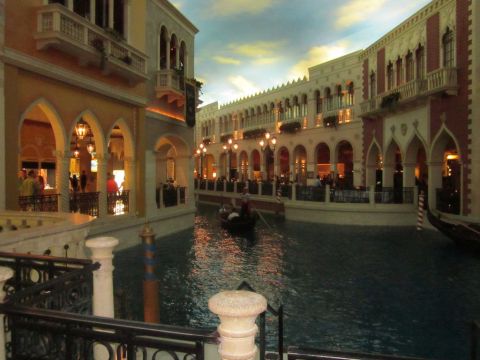 1991 Ford LTD Crown Victoria - Venetian hotel casino