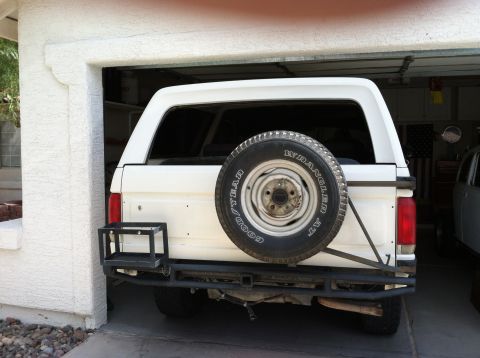 1989 Ford Bronco - The back bumper is also in need of replacing.