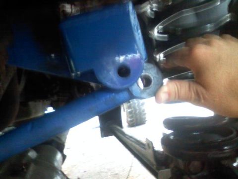 1993 Ford F-150 - Stock track bar/pan hard bar is about an inch too long, need to get it shortened unfortunately