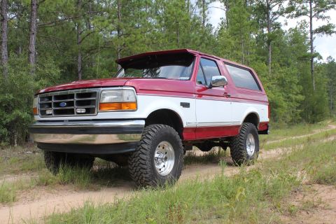 1995 Ford Bronco photo