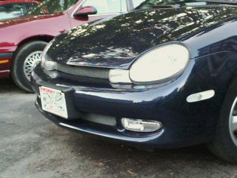 2000 Dodge Neon - Front view of a dark blue 2000 Dodge Neon, with a red car parked alongside.
