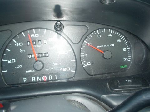 2001 Ford Taurus - Speedo