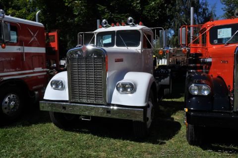 1959 Kenworth W900A “CC925”