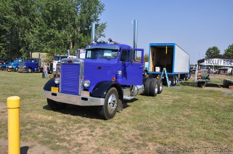 1959 Kenworth W900A “CC925”