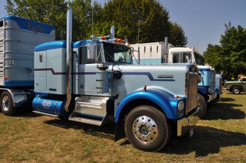1959 Kenworth W900A “CC925”