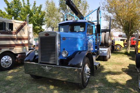 1959 Kenworth W900A “CC925”