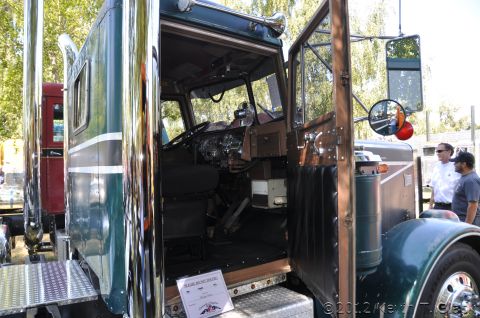 1959 Kenworth W900A “CC925”
