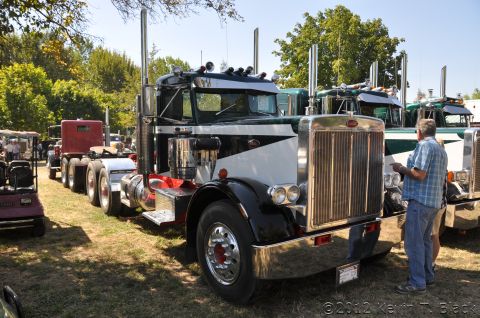 1959 Kenworth W900A “CC925”