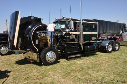 1959 Kenworth W900A “CC925”