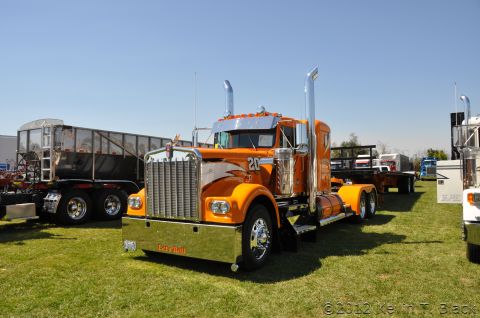 1959 Kenworth W900A “CC925”